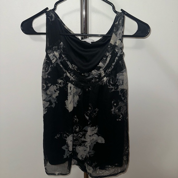 NEW YORK & COMPANY TOP L - Picture 3 of 3